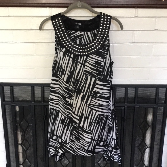 Black and white striped blouse - Picture 1 of 2